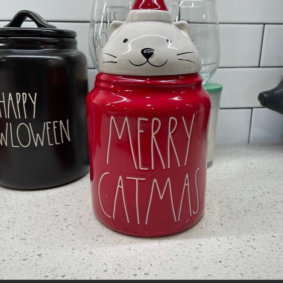 🆕 Rae Dunn Merry Catmas Medium Canister